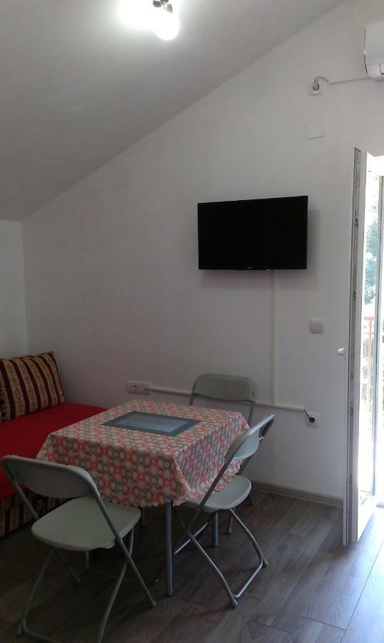 TopHoliday Otel Herceg Novi Dış mekan fotoğraf