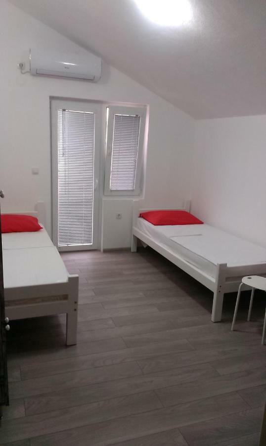 TopHoliday Otel Herceg Novi Dış mekan fotoğraf